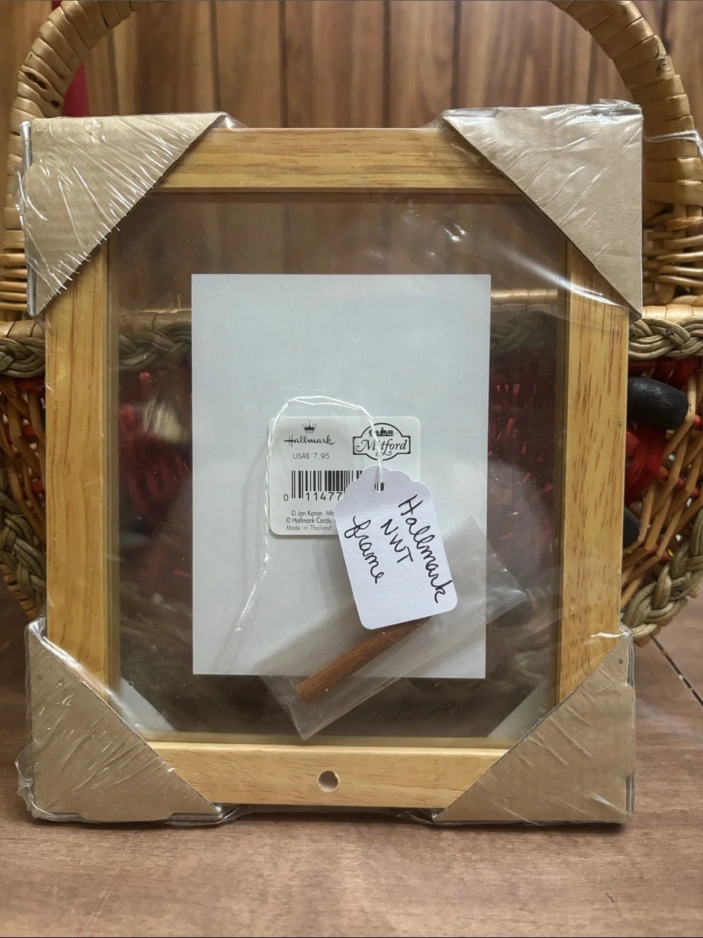 Hallmark framed accent